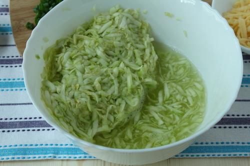 Оладьи или котлеты из кабачков. Обалденные котлеты из кабачка (вкуснее, чем оладьи!)