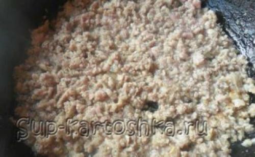 Тушеная капуста с фаршем и картошкой. Очень вкусная тушеная капуста с фаршем на сковороде