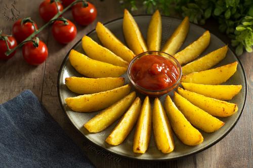 Картошка дольками в духовке. Как приготовить картофельные дольки в домашних условиях — рецепт запеченных в духовке картофельных долек с пошаговыми фото