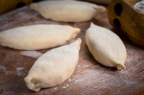 Быстрое тесто без молока. Видео 03