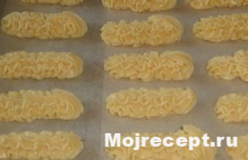 Эклеры с творожным кремом