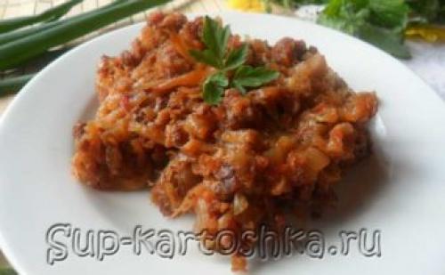 Тушеная капуста с фаршем и картошкой. Очень вкусная тушеная капуста с фаршем на сковороде
