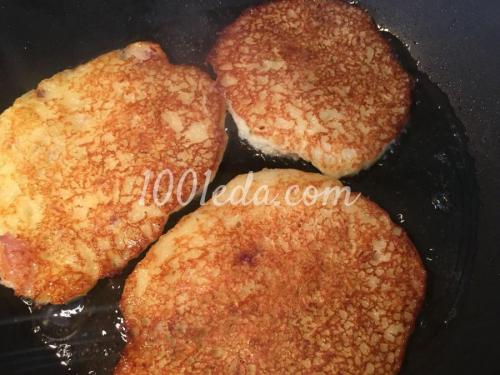 Драники с грибным соусом. Драники со сливочно-грибным соусом: пошагово с фото