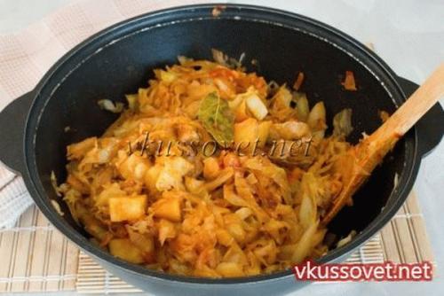 Рагу из свинины с картошкой и капустой. Как приготовить картофель с капустой и мясом: 06 Рагу из свинины с картошкой и капустой. Как приготовить картофель с капустой и мясом: 06