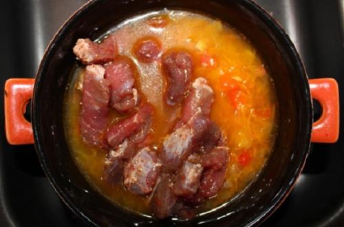 Гречка с говядиной в горшочке. Гречка с говядиной в горшочках в духовке подробный рецепт