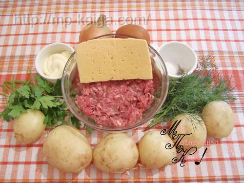 Фарш в горшочках с картошкой. Картошка с фаршем в горшочках в духовке