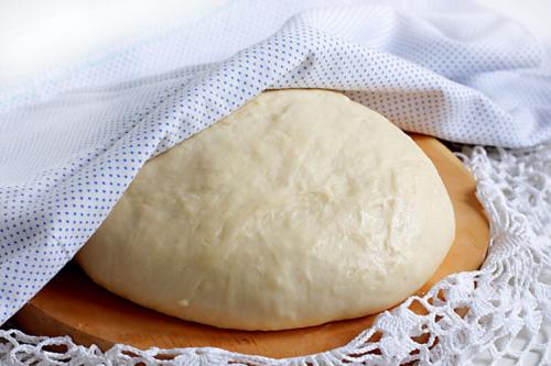 Быстрое тесто без молока. Видео 01