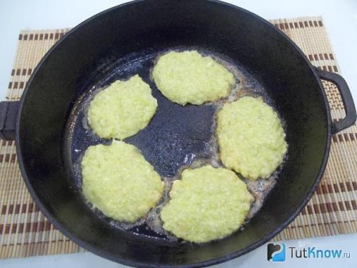 Драники из кабачков без муки. Драников из кабачков: рецепт без муки 07 Драники из кабачков без муки. Драников из кабачков: рецепт без муки 07