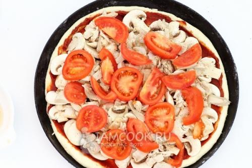 Закрытая пицца с грибами и курицей. Пошаговый рецепт с фото и видео