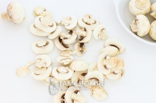 Закрытая пицца с грибами и курицей. Пошаговый рецепт с фото и видео