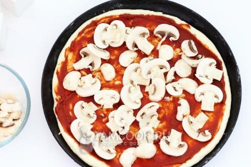 Закрытая пицца с грибами и курицей. Пошаговый рецепт с фото и видео