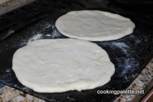 Пицца с рикоттой рецепт. Пицца с рикоттой, обжаренными на гриле овощами, говядиной или курицей