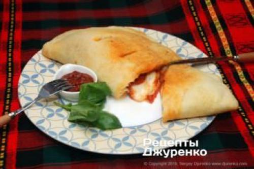 Закрытая пицца круглая. Ингредиенты (2 порции)