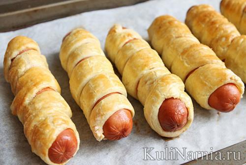Какое слоеное тесто лучше для сосисок в тесте. Рецепт 2: сосиски в слоеном тесте, запеченные в духовке