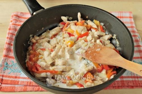 Куриное фрикасе с рисом и овощами. Пошаговый рецепт с фото