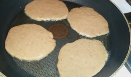 Печеночные оладьи рецепт пышные. Мягкие и пышные оладьи из говяжьей печени — очень вкусный рецепт