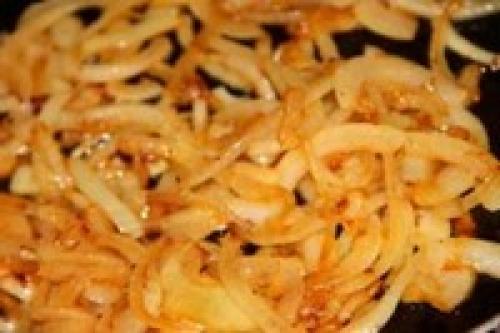 Азу с солеными огурцами. Азу из свинины с солеными огурцами и картофелем