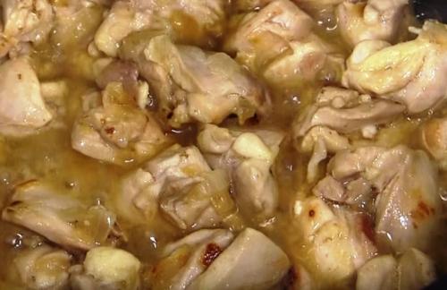 Плов из бедер куриных. Приготовление плова из куриных бёдрышек 03 Плов из бедер куриных. Приготовление плова из куриных бёдрышек 03