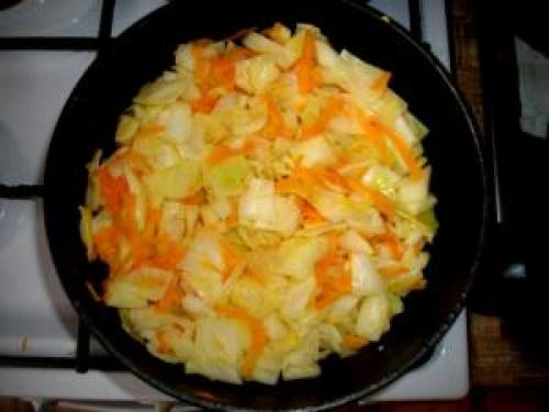 Овощное рагу с капустой и кабачками и картошкой и мясом. Рагу с картошкой и капустой