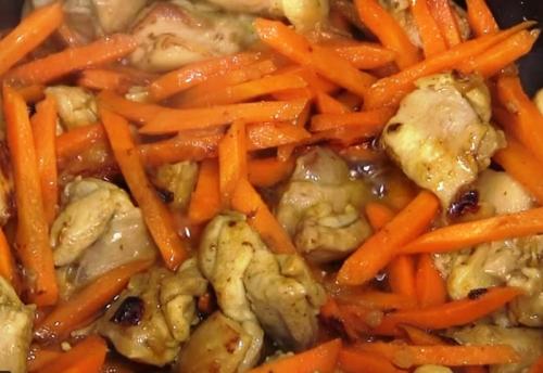 Плов из бедер куриных. Приготовление плова из куриных бёдрышек 04 Плов из бедер куриных. Приготовление плова из куриных бёдрышек 04