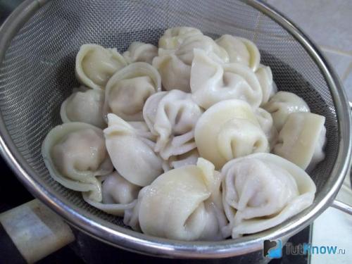 Пельмени жареные в духовке рецепт. Пельмени запеченные в духовке с сыром 15 Пельмени жареные в духовке рецепт. Пельмени запеченные в духовке с сыром 15