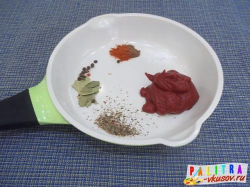 Картошка в горшочках с томатной пастой. Жаркое в горшочках с томатной подливой (фото рецепт)