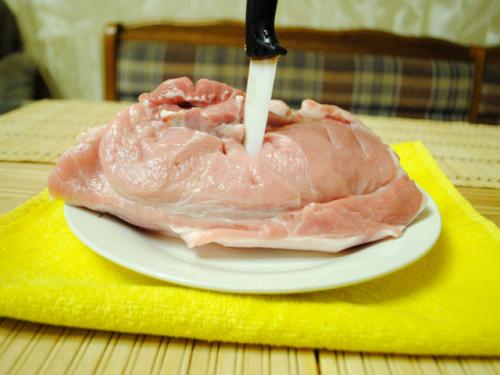 Запечь свинину в духовке без фольги. Мясо запеченное в духовке в фольге целым куском