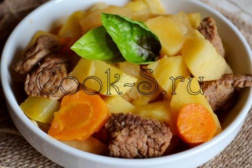 Говядина в мультиварке с болгарским перцем. Ингредиенты: 18