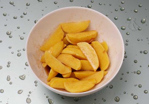Картофель брусочками в духовке. Как приготовить картофельные дольки в домашних условиях — рецепт запеченных в духовке картофельных долек с пошаговыми фото