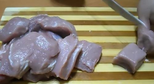 Шашлык в духовке на шпажках в банке. Шашлык в банке в духовке из свинины