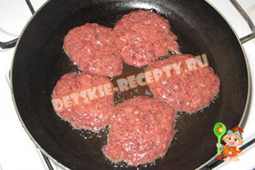 Котлеты из говяжьей печени для ребенка. Печеночные котлеты для детей