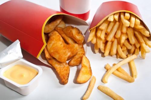 Картофель по-деревенски, как в Макдоналдсе : хрустящий снаружи, мягкий внутри