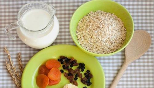 Овсянка с медом при гастрите. Можно ли есть овсянку при гастрите и как ее приготовить?