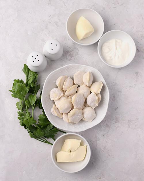 Пельмени в горшочках по уральски. Пельмени в горшочках: необычное и вкусное блюдо