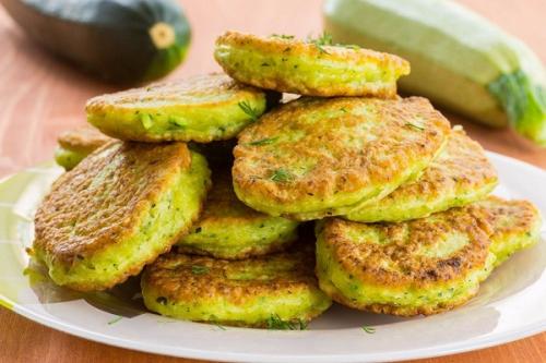 Оладьи из кабачков рецепт. Оладьи из кабачков