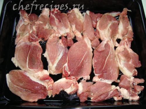 Отбивная с моцареллой. Свинина в духовке с сыром моцарелла