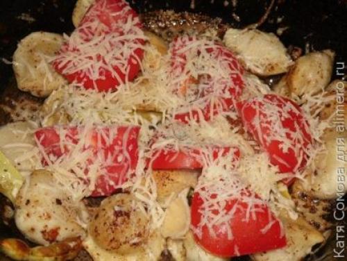 Рецепт жареные пельмени с сыром и помидорами. Жареные пельмени с помидорами и сыром, рецепты с фото