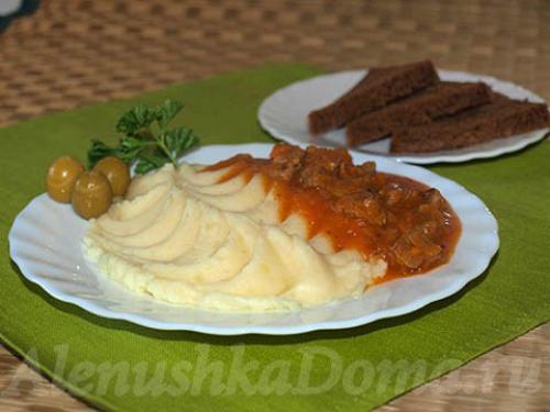 Гуляш из говядины, как в садике. Гуляш из говядины с подливкой (как в детском саду)