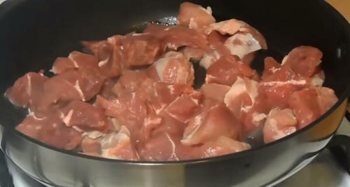 Гуляш из говяжьей вырезки. Гуляш из Праги 24 Гуляш из говяжьей вырезки. Гуляш из Праги 24