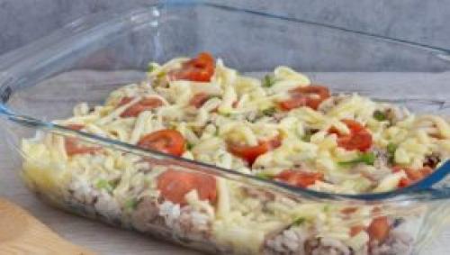 Запеканка из тунца свежего. Запеканка с тунцом под сырной корочкой