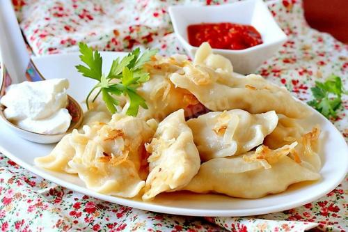 Тесто для вареников. Самые вкусные вареники! Тесто + 5 вариантов начинки и секреты приготовления