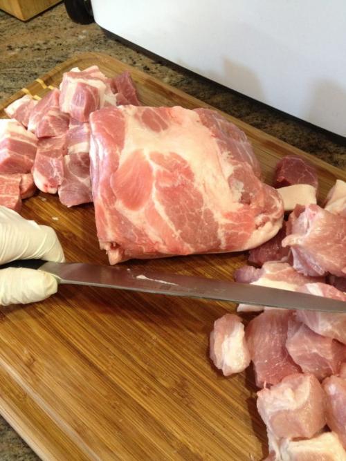 Свинина тушеная с чесноком. Свинина, тушеная в вине на сковороде 03