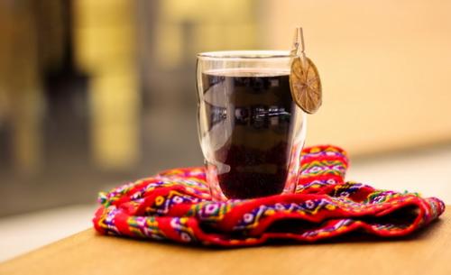 Глинтвейн с медом рецепт. Рецепты приготовления глинтвейнов с медом и корицей