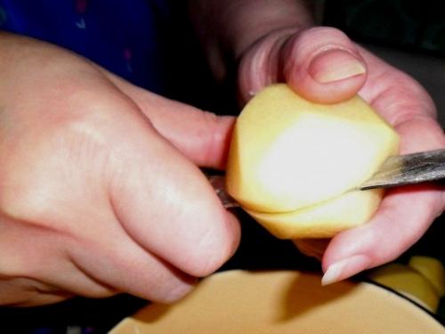 Жареная картошка с фаршем и томатной пастой. Процесс приготовления с фото: