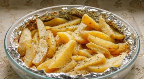 Жареная картошка в томатной пасте. Жареная картошка с болгарским перцем и помидорами 11 Жареная картошка в томатной пасте. Жареная картошка с болгарским перцем и помидорами 11