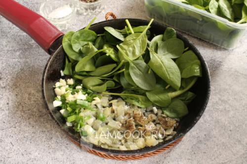 Вкусное сочетание: как приготовить зеленые пельмени с красной рыбой 02 Вкусное сочетание: как приготовить зеленые пельмени с красной рыбой 02