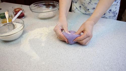 Как придать зеленым пельменям яркий цвет и аромат. Описание