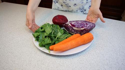 Как придать зеленым пельменям яркий цвет и аромат. Описание