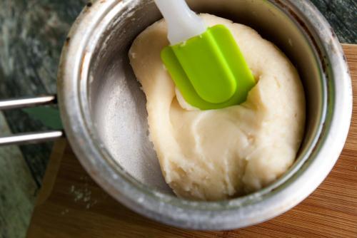 Постные эклеры. Нежные эклеры на растительном масле и воде