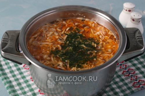 Вкусный и полезный: рецепт польского грибного супа с капустой 17